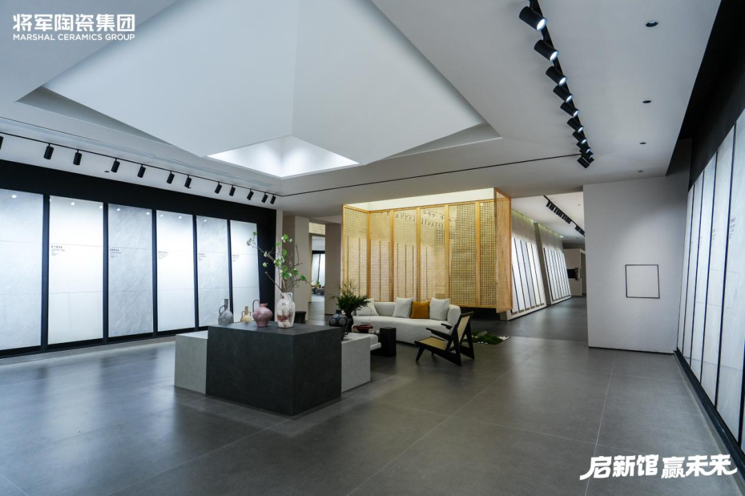 萬平展廳煥新登場(chǎng)！將軍陶瓷集團(tuán)賦能經(jīng)銷商共贏未來(圖2)