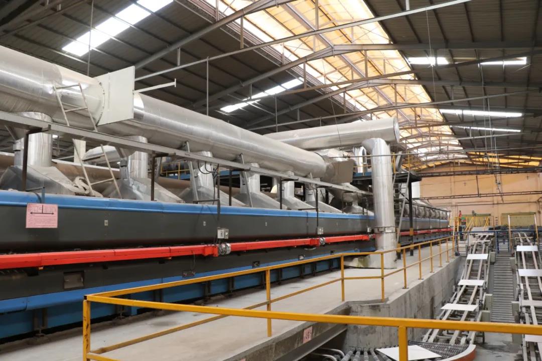 行業標桿 | 將軍陶瓷集團參編起草的《陶瓷巖板加工規范》標準通過審定驗收！(圖7)