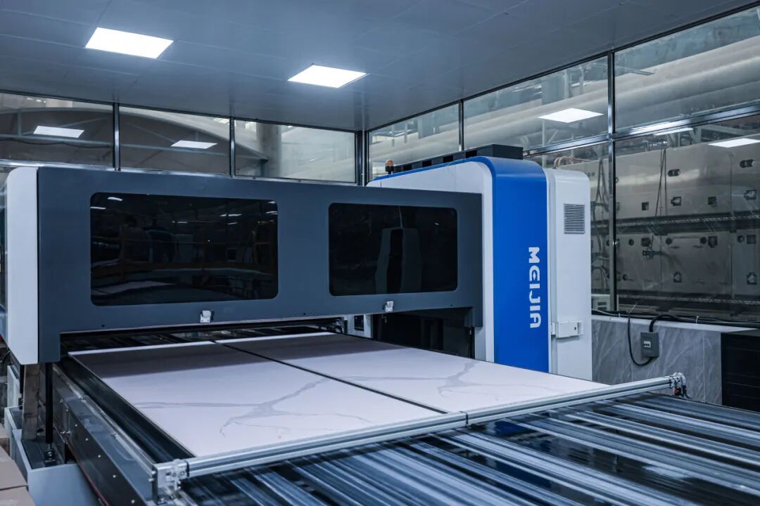 高光時刻!將軍陶瓷集團及旗下品牌榮膺行業權威獎項,彰顯標桿實力(圖10) 高光時刻!將軍陶瓷集團及旗下品牌榮膺行業權威獎項,彰顯標桿實力(圖10)